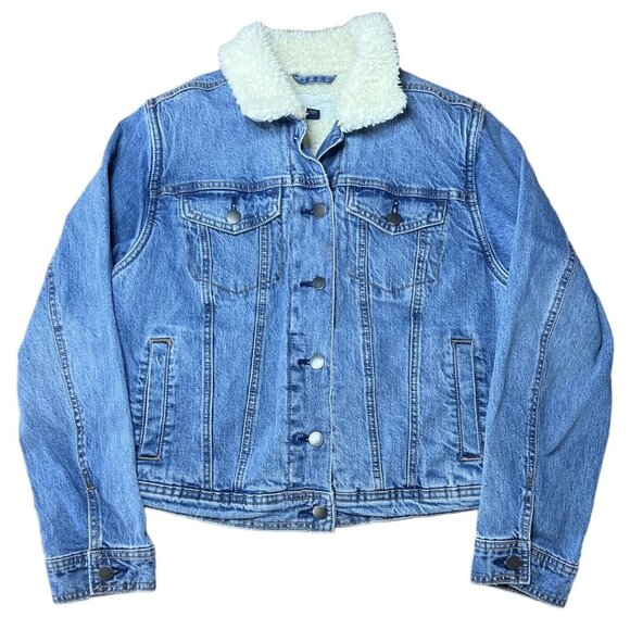 Universal Thread Jackets & Blazers - Universal Thread Sherpa Lined Jean Jacket Women's Size Small Excellent ($70)